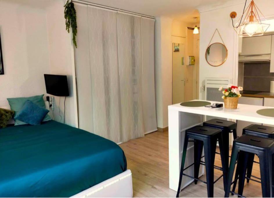 Studio Proche Centre Wifi Parking Apartment มงต์เปอลิเยร์ ภายนอก รูปภาพ